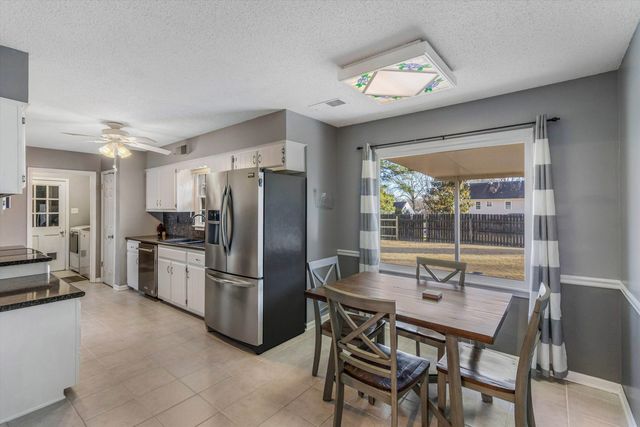 237 E VALLEYWOOD DR, Collierville, TN 38017