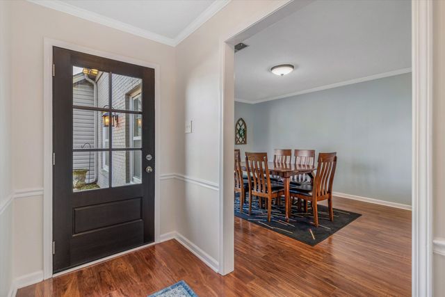 237 E VALLEYWOOD DR, Collierville, TN 38017