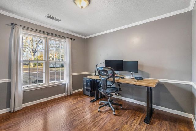 237 E VALLEYWOOD DR, Collierville, TN 38017