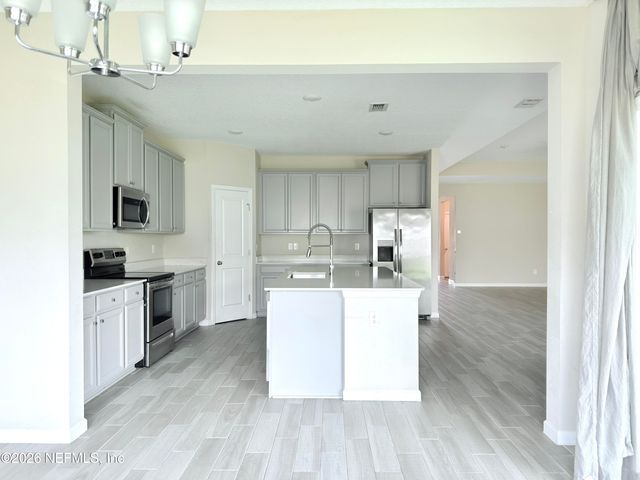 7512 CHERVIL Street, Jacksonville, FL 32219
