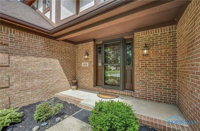 1626 Woodstream Road, Perrysburg, OH 43551