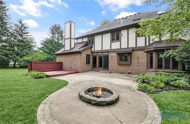 1626 Woodstream Road, Perrysburg, OH 43551