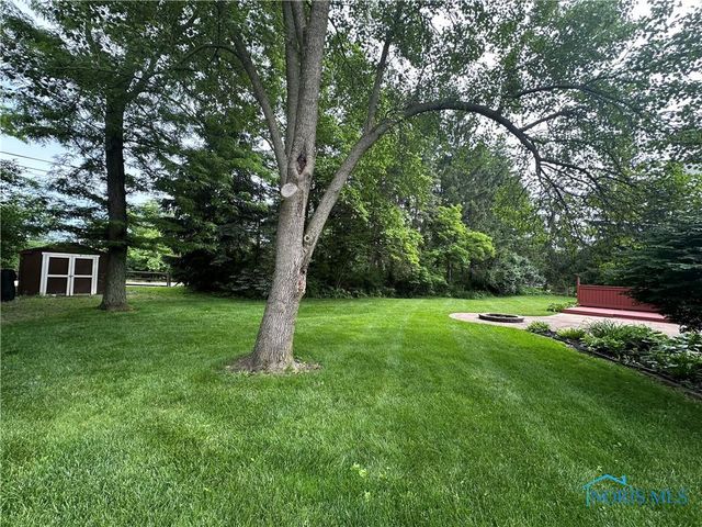 1626 Woodstream Road, Perrysburg, OH 43551