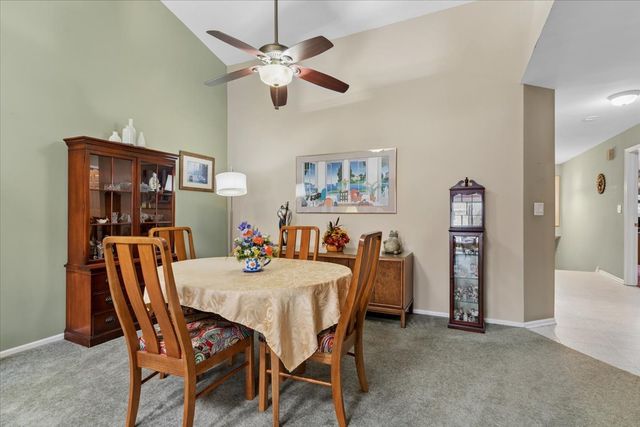 223 Winding Oak Lane, Buffalo Grove, IL 60089