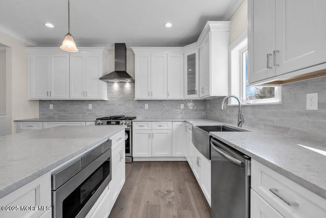 4 Potters Court, Bayville, NJ 08721