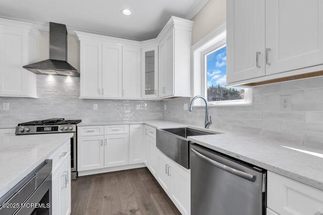 4 Potters Court, Bayville, NJ 08721