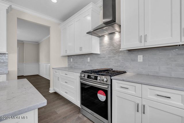 4 Potters Court, Bayville, NJ 08721