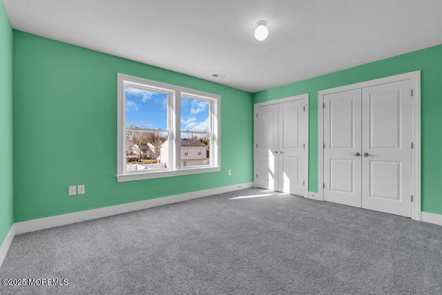 4 Potters Court, Bayville, NJ 08721