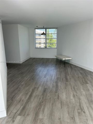 6921 Environ Blvd 7P, Lauderhill, FL 33319