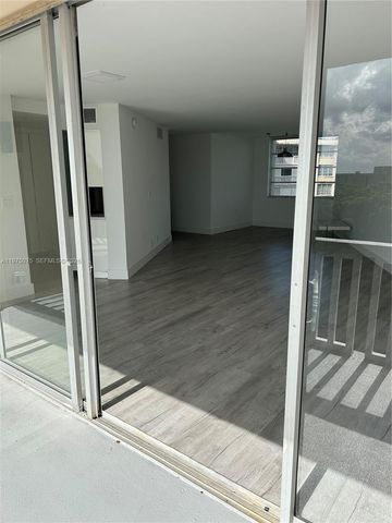 6921 Environ Blvd 7P, Lauderhill, FL 33319