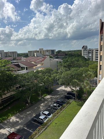 6921 Environ Blvd 7P, Lauderhill, FL 33319