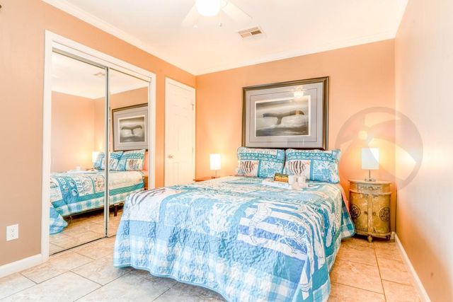 9520 Seawall Boulevard 143, Galveston, TX 77554