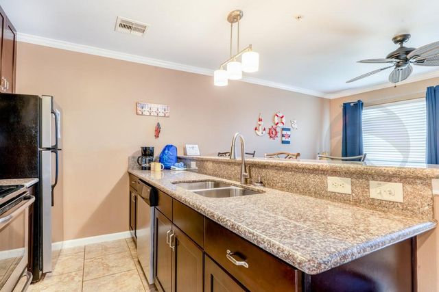 9520 Seawall Boulevard 143, Galveston, TX 77554