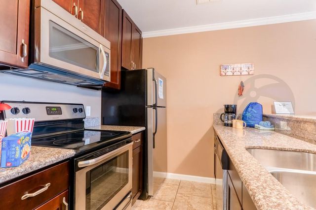 9520 Seawall Boulevard 143, Galveston, TX 77554