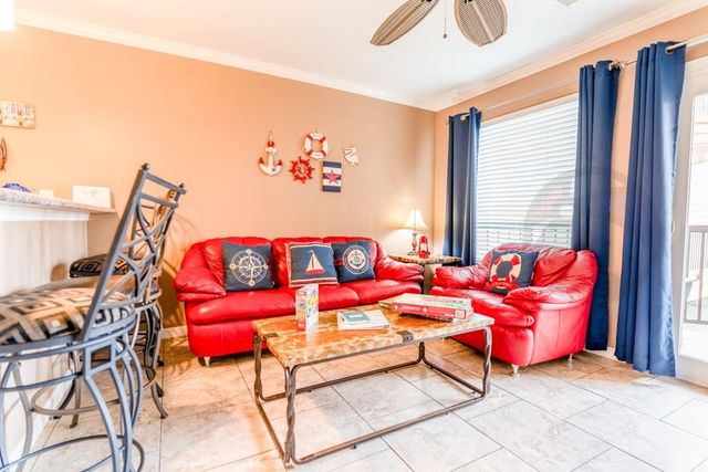 9520 Seawall Boulevard 143, Galveston, TX 77554