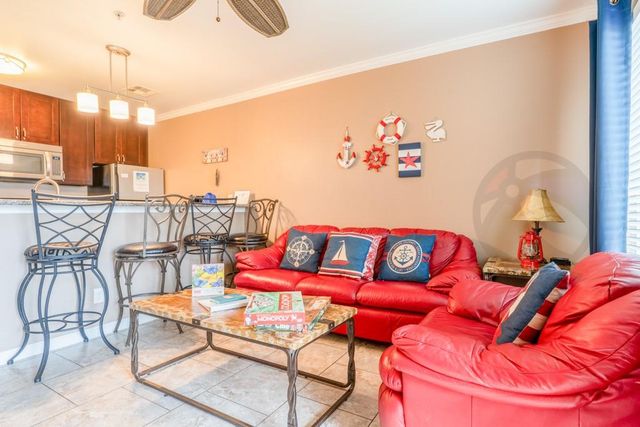 9520 Seawall Boulevard 143, Galveston, TX 77554