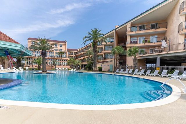 9520 Seawall Boulevard 143, Galveston, TX 77554