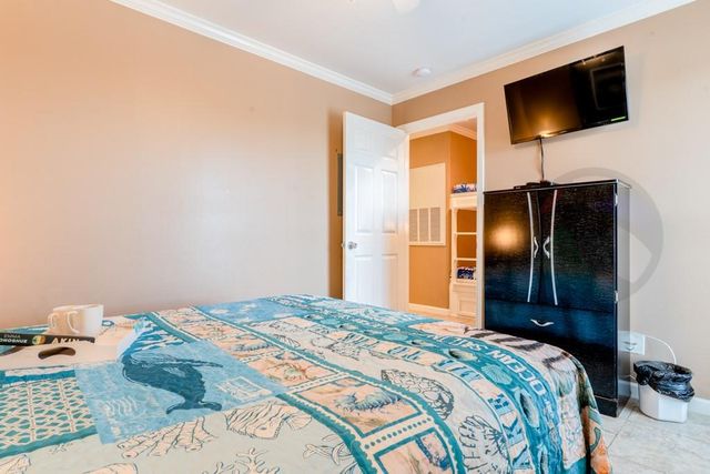 9520 Seawall Boulevard 143, Galveston, TX 77554