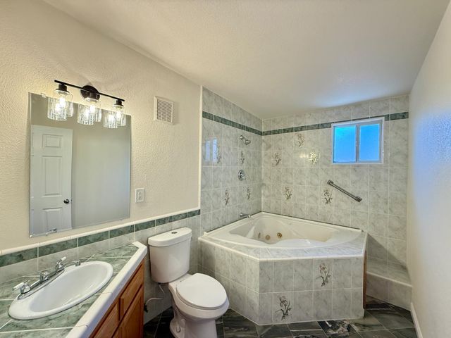 6508 Clara Way, North Highlands, CA 95660