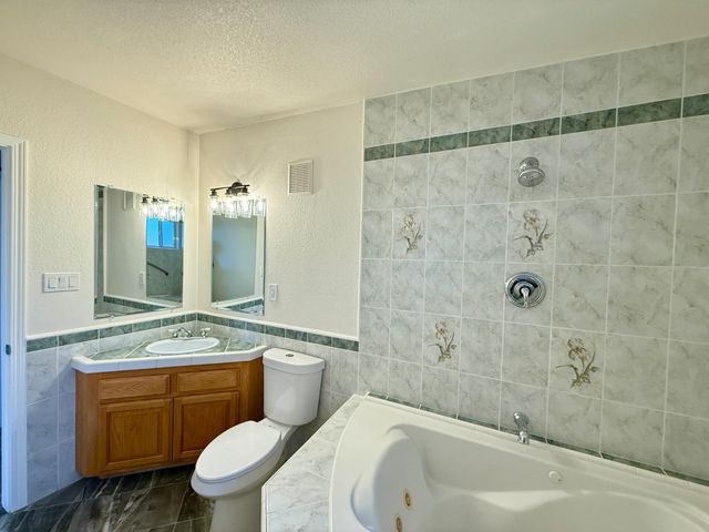 6508 Clara Way, North Highlands, CA 95660