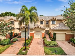 3853 Tree Top Dr 3853, Weston, FL 33332