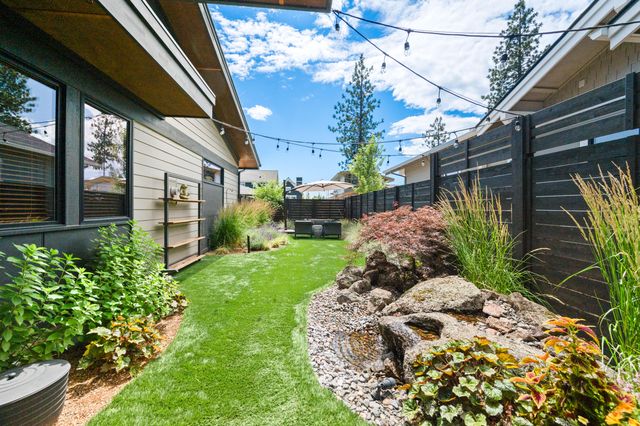 3125 NW Blodgett Way, Bend, OR 97703