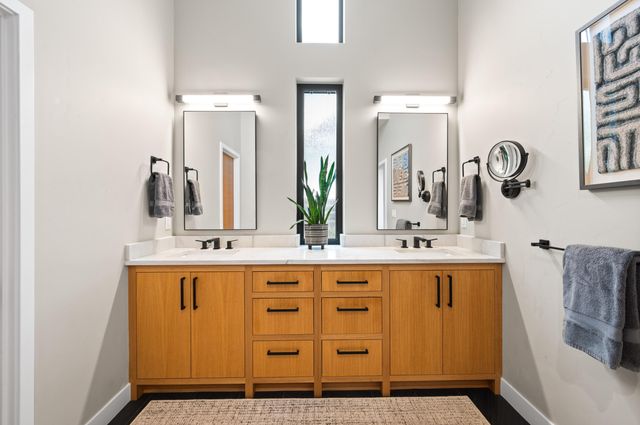 3125 NW Blodgett Way, Bend, OR 97703