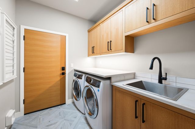 3125 NW Blodgett Way, Bend, OR 97703