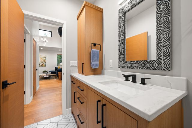 3125 NW Blodgett Way, Bend, OR 97703