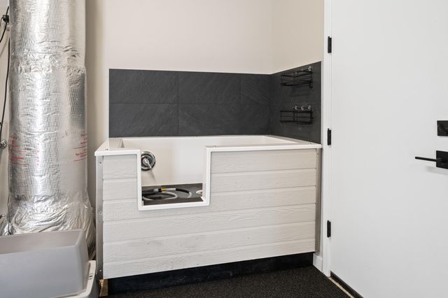 3125 NW Blodgett Way, Bend, OR 97703