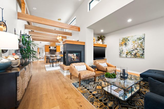 3125 NW Blodgett Way, Bend, OR 97703