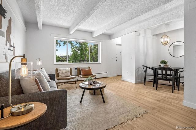 800 W Belleview Avenue 305, Englewood, CO 80110