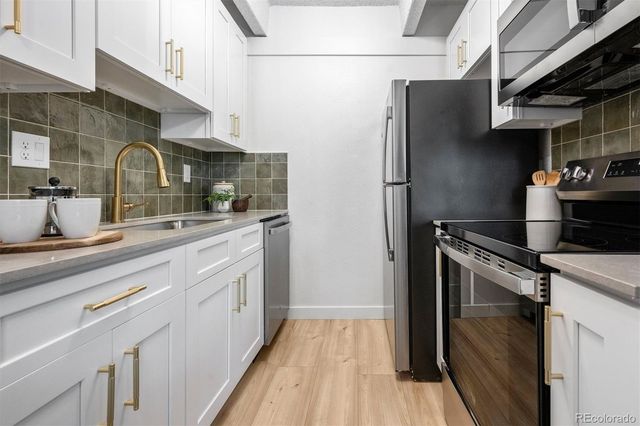 800 W Belleview Avenue 305, Englewood, CO 80110
