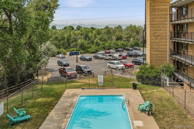 800 W Belleview Avenue 305, Englewood, CO 80110