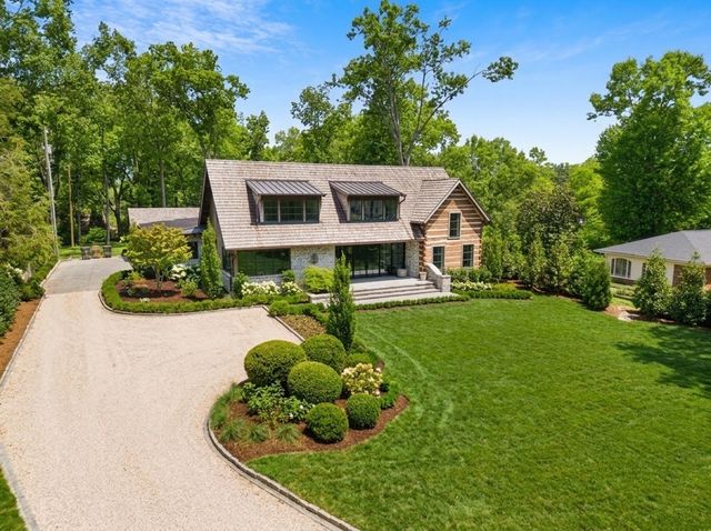 6230 Bresslyn Rd, Nashville, TN 37205