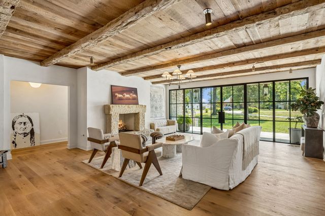 6230 Bresslyn Rd, Nashville, TN 37205