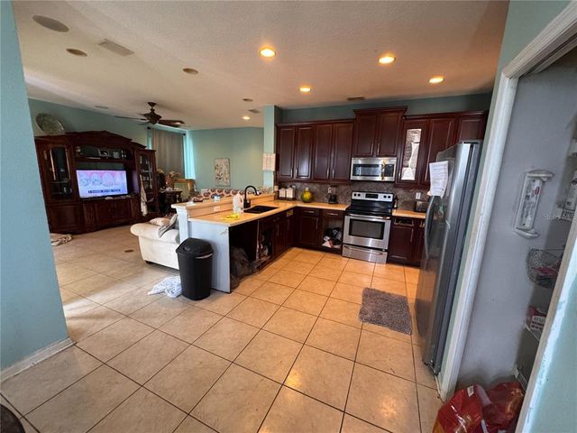 16027 VINE CLIFF AVENUE, Hudson, FL 34667
