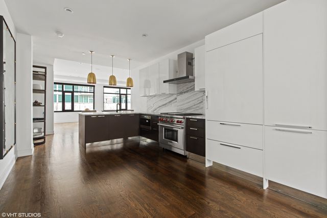 668 N KINGSBURY Street 507, Chicago, IL 60654