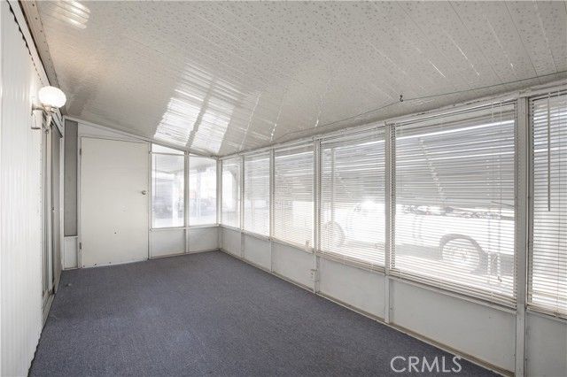 725 W Thornton 41, Hemet, CA 92543