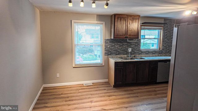 10907 TEMPLETON DR, Philadelphia, PA 19154
