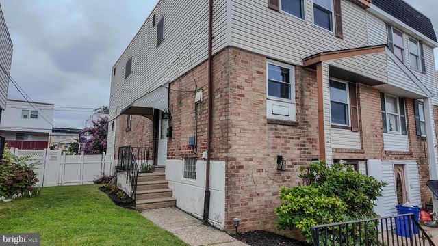 10907 TEMPLETON DR, Philadelphia, PA 19154