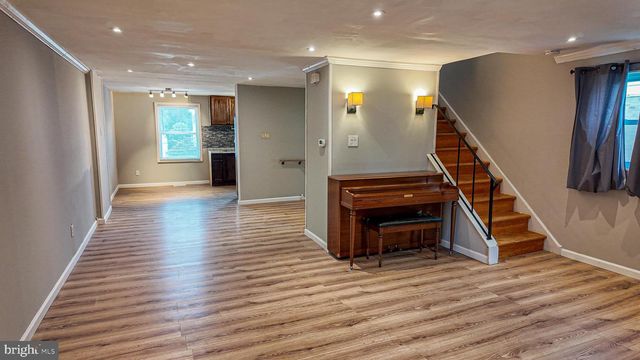 10907 TEMPLETON DR, Philadelphia, PA 19154