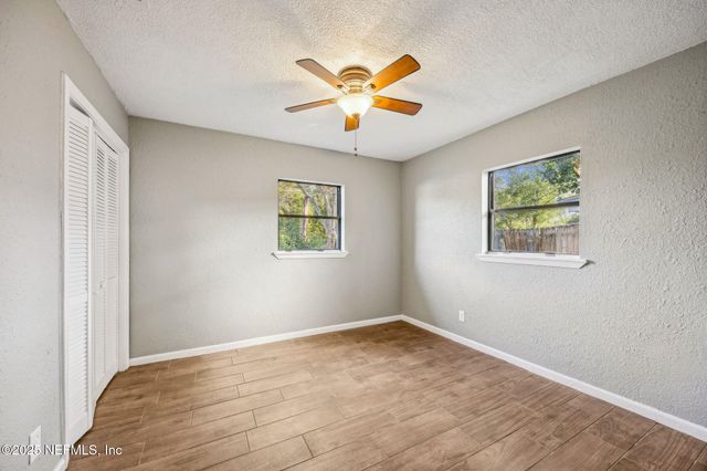 2039 SUNRISE Drive, Jacksonville, FL 32246