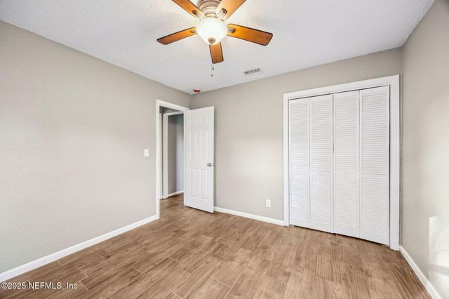 2039 SUNRISE Drive, Jacksonville, FL 32246