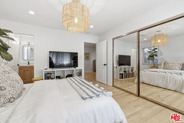 5208 Woodman Avenue, Sherman Oaks, CA 91401