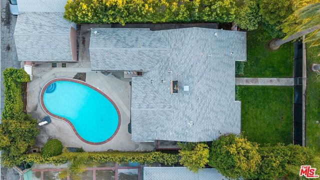 5208 Woodman Avenue, Sherman Oaks, CA 91401