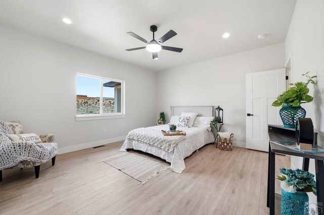 1218 N Challenger Pl, Pueblo West, CO 81007