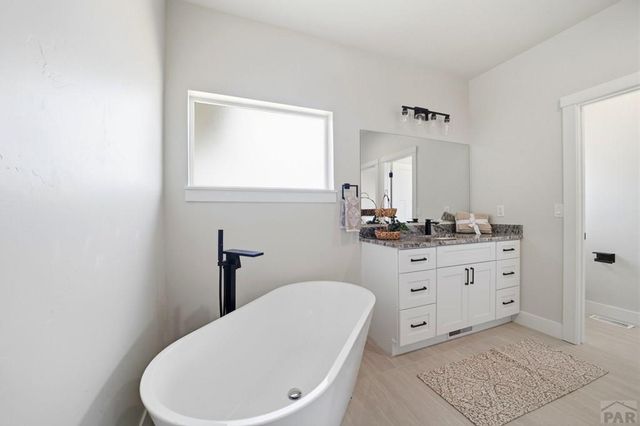 1218 N Challenger Pl, Pueblo West, CO 81007