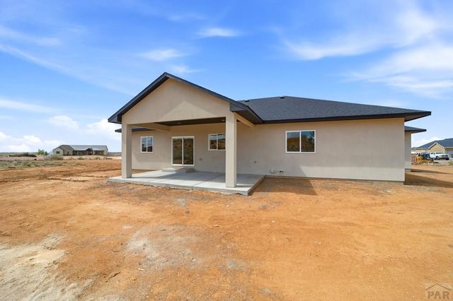 1218 N Challenger Pl, Pueblo West, CO 81007