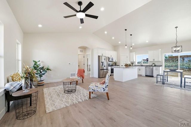 1218 N Challenger Pl, Pueblo West, CO 81007